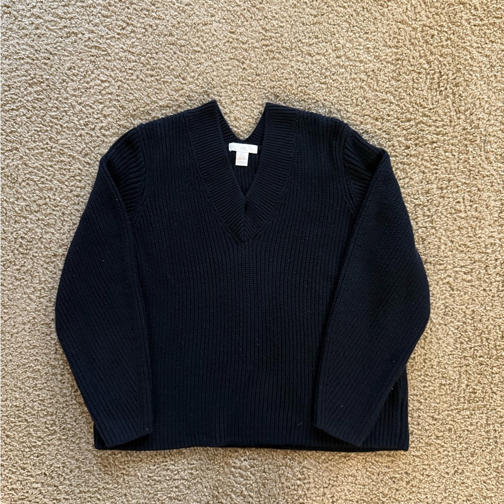 h&m v neck sweater